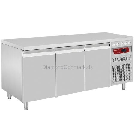 Refrigeration Ventileret kølebord, 3 døre GN 1/1, 405 Lit.